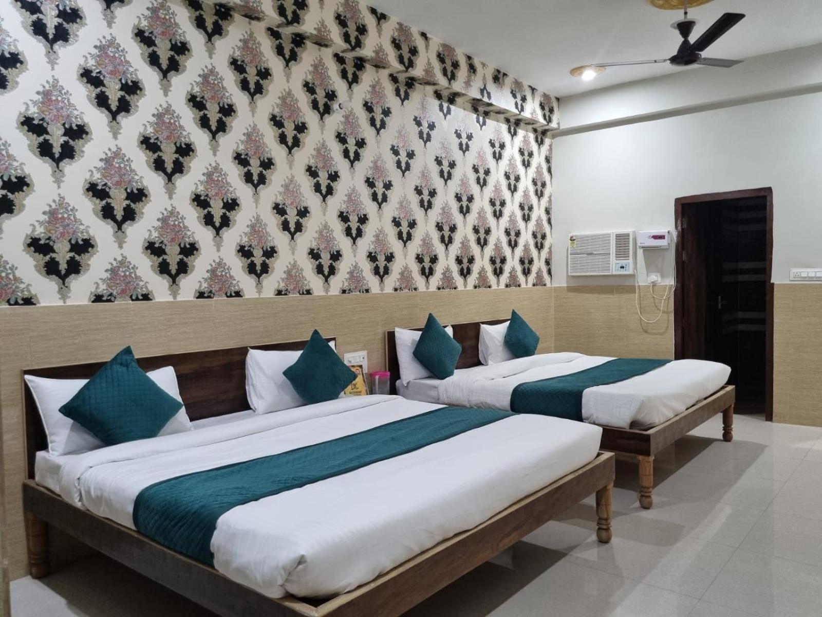 Vrindavan Bhakti Bhavan- Near Prem Mandir By Mukund Hotel Exterior photo